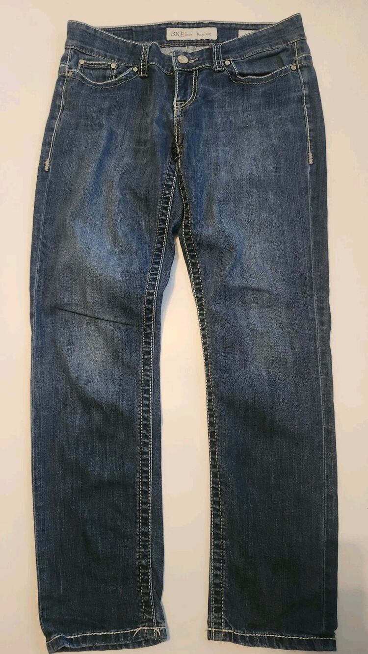 BKE Payton Straight Crop Jeans Womens Size 29 Blue Denim Mid Rise Capris